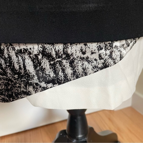 Helmut Lang Black White Multi-Layer Zip Back Viscose Mini Skirt EUC Size 6 - Picture 6 of 13